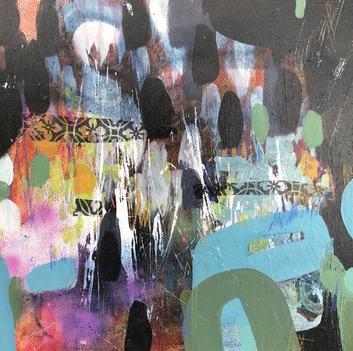 Midnight gardens - Lisa Henshall